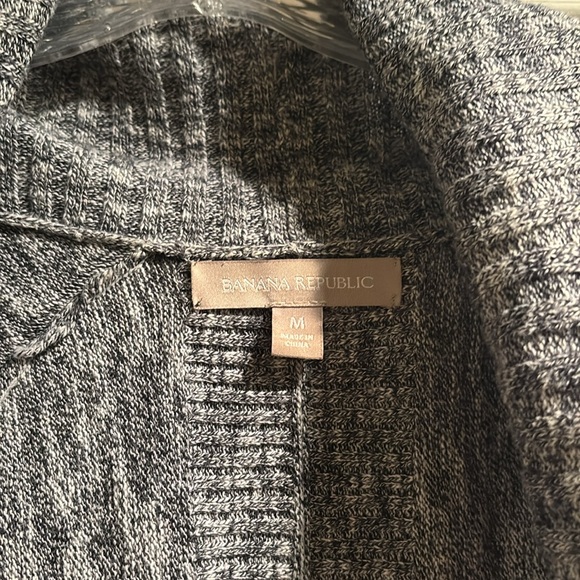 Banana Republic Cardigan - Picture 2 of 4